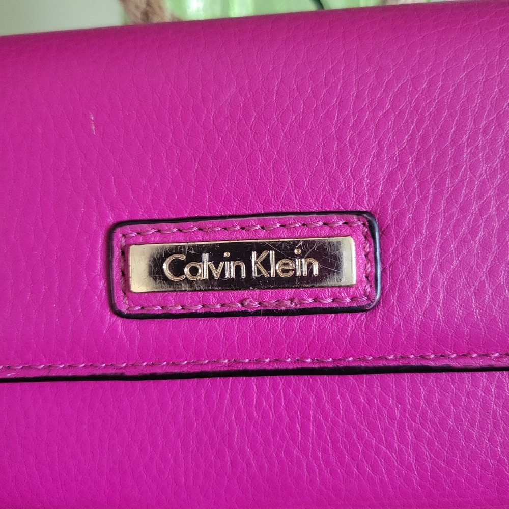 SALE 50% OFF ALREADY MARKEDCalvin Klein Pink Women's Wallet - Picture 3 of 5